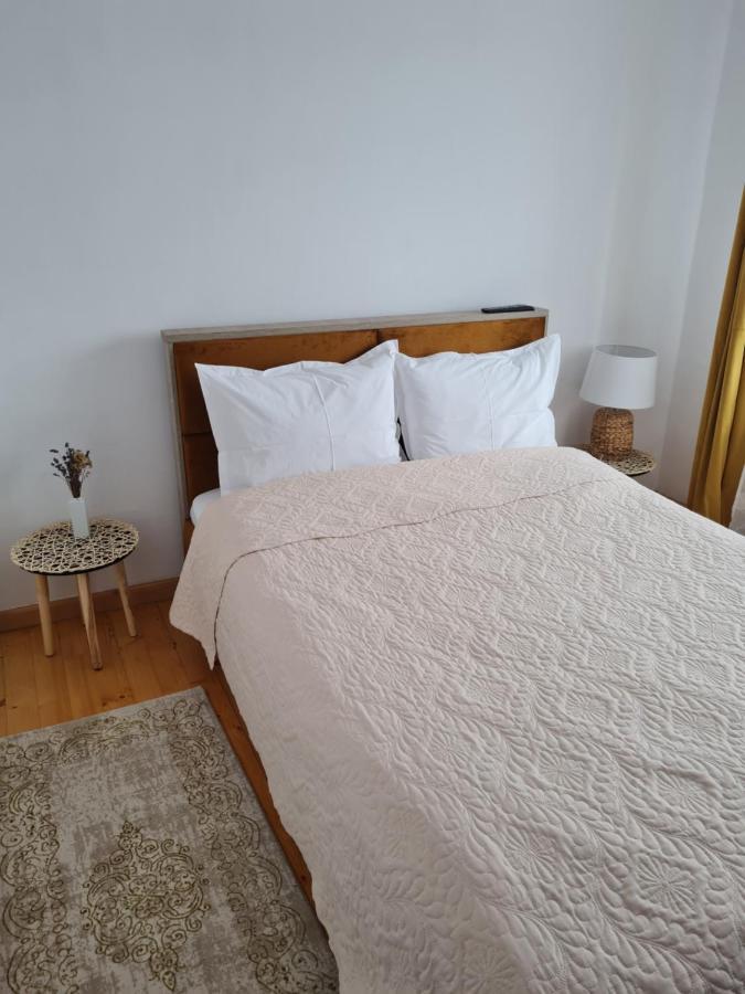 Apartament Central Szamosújvár Kültér fotó